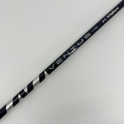 Titleist GT2 Hybrid 24* LH Fujikura Ventus Blue Velocore 80S Stiff