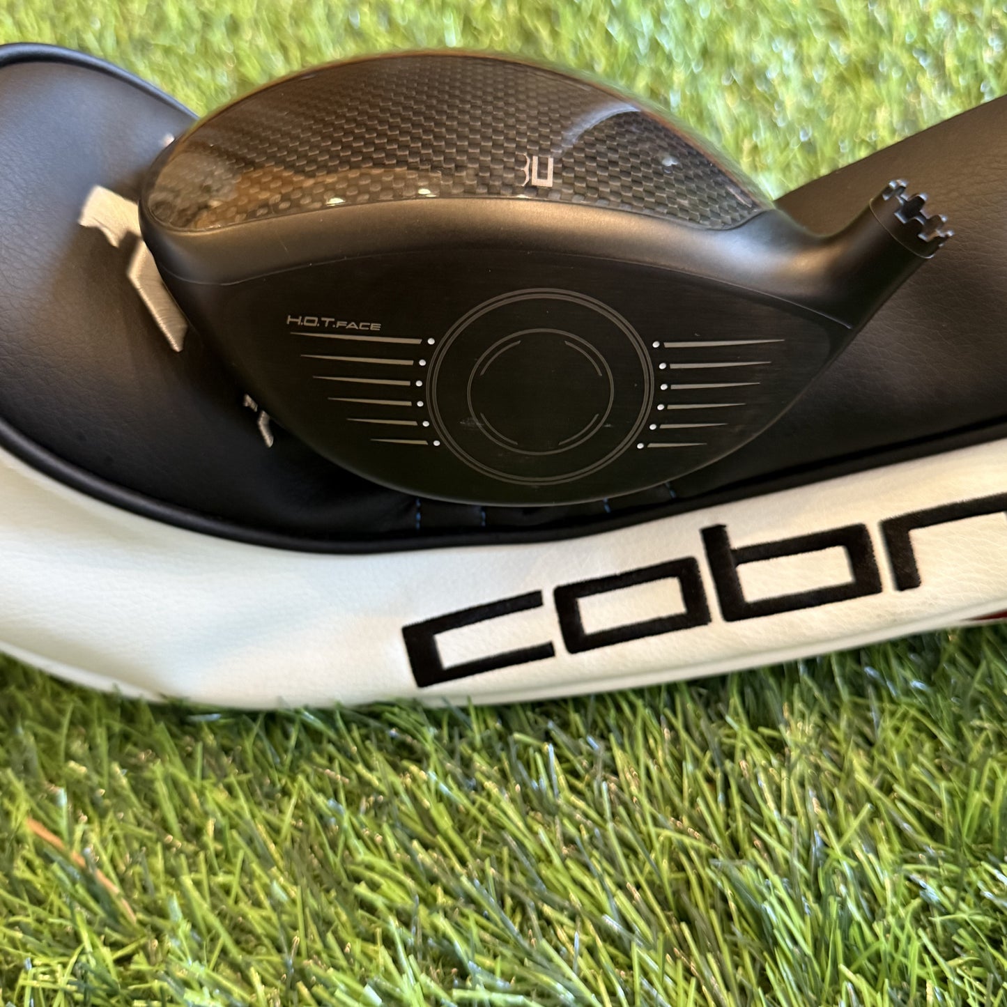 Cobra Aerojet LS Driver Head 10.5* RH + Headcover