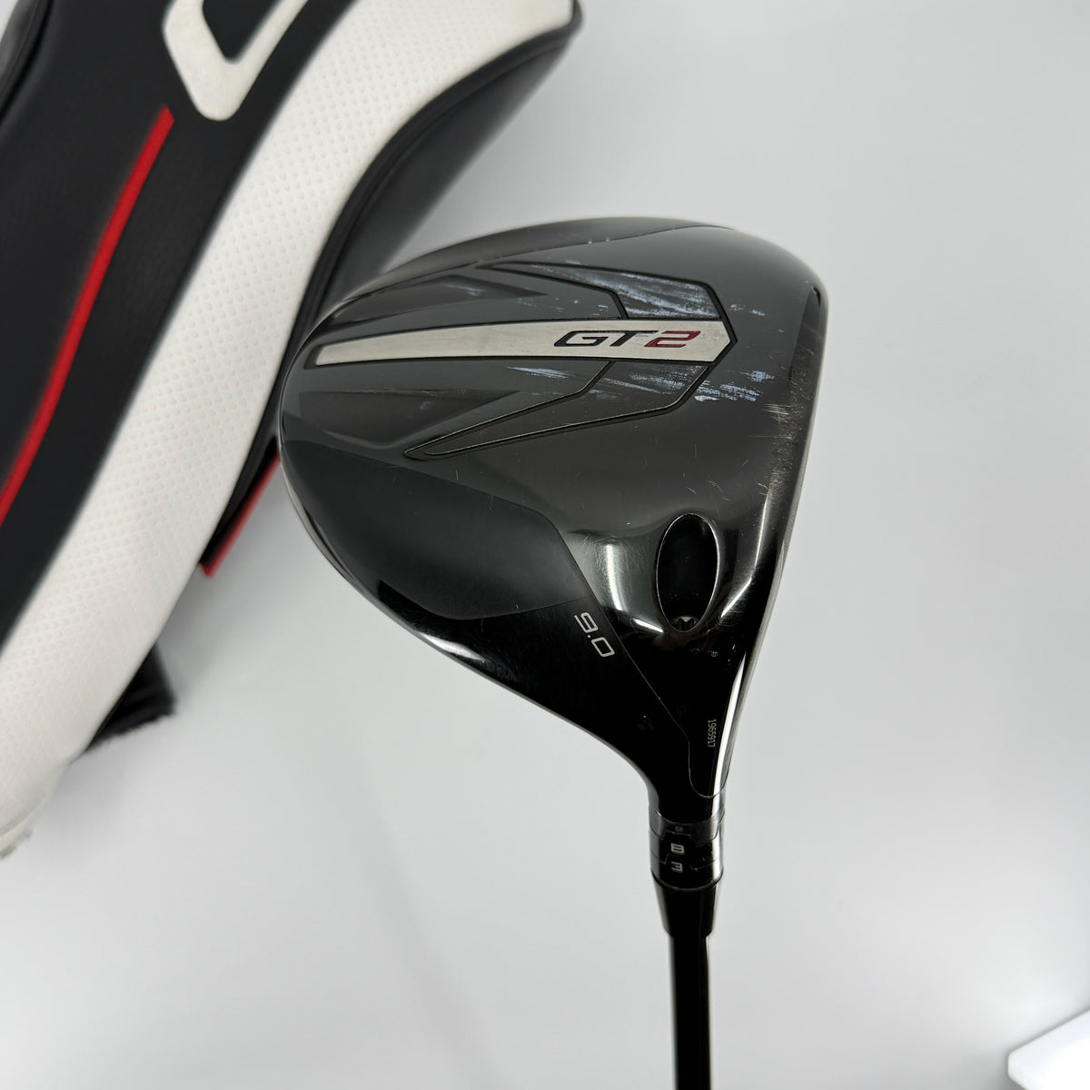 Titleist GT2 Driver RH Graphite Design Tour AD VF - C-681 image 1