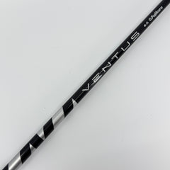 Taylormade SIM2 MAX-D Driver 9* RH Fujikura Ventus Black Velocore 60S Stiff