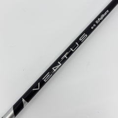 Taylormade SIM2 MAX-D Driver 9* RH Fujikura Ventus Black Velocore 60S Stiff