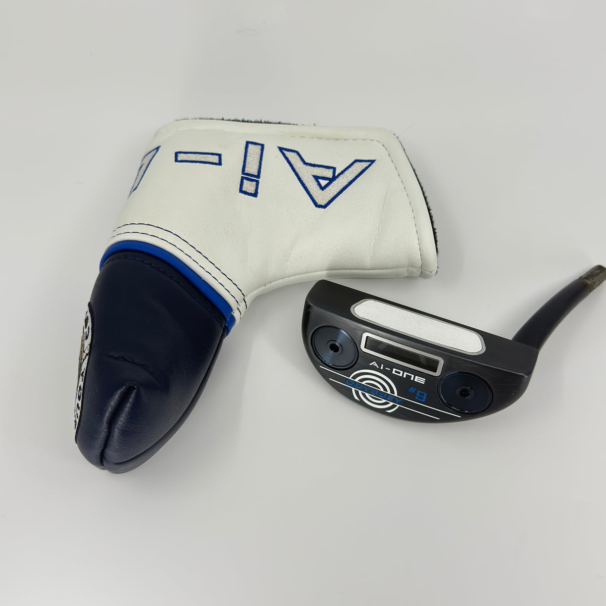 Odyssey Ai-ONE #9 Tour Bag Putter RH - P-864 image 1