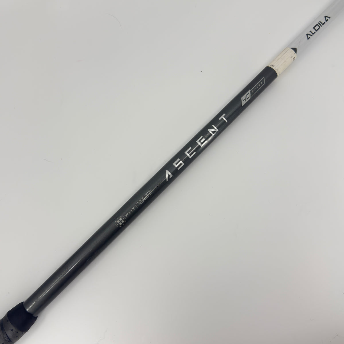 Aldila Ascent 40-R Driver Shaft - S-830 image 1